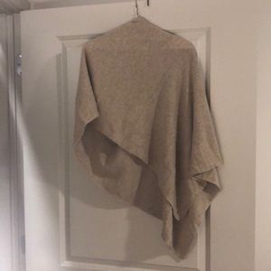 100% Cashmere Wrap/poncho